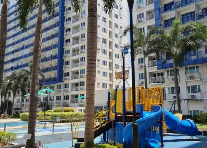 The Luxe Moa View At Sea Residences